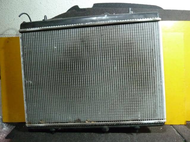 Radiator PEUGEOT 5008 — photo 2