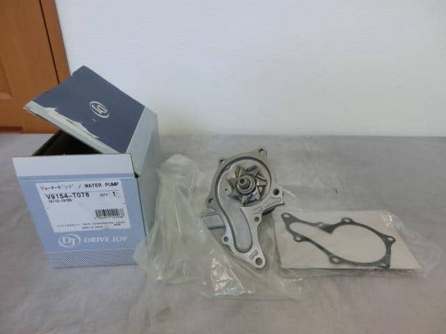 Water Pump TOYOTA Corolla Spacio E-AE115N 1611019185 — photo 1