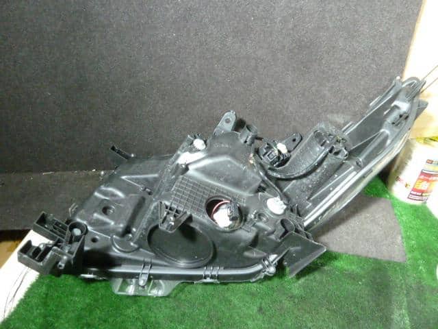 Right Headlight TOYOTA Alphard DBA-GGH30W 8114558341 — photo 7