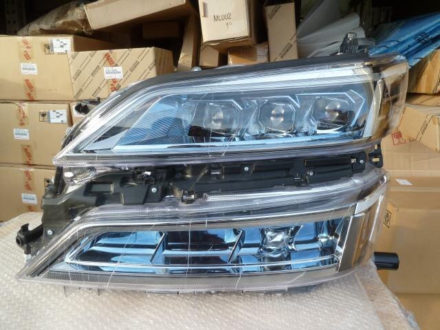 Left Headlight TOYOTA vellfire 2018 DBA-AGH30 — photo 1