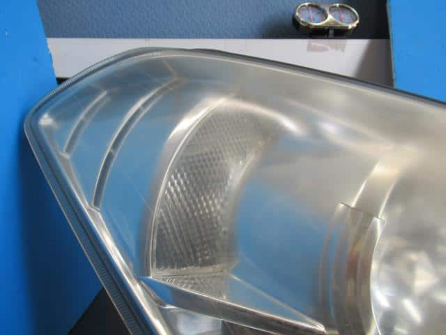 Right Headlight TOYOTA Caldina CBA-AZT241 — photo 5