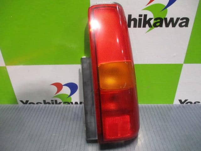Right Tail Light MAZDA Az offroad 2002 TA-JM23W 1A0251A50 — photo 1