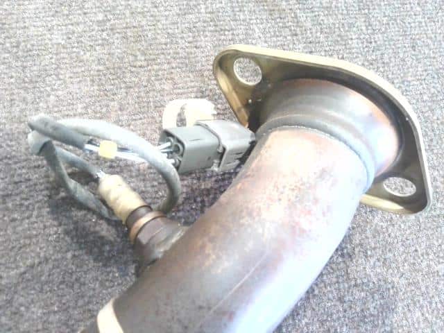 Front Exhaust Pipe MAZDA BONGO 2003 TC-SK82M F8F140500A — photo 4