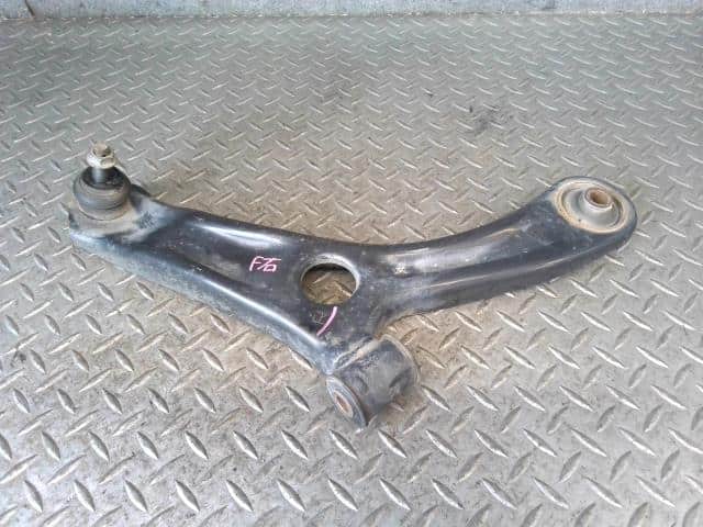 Front Right Lower Control Arm SUZUKI Wagon R 2010 DBA-MH23S 4520185K10 — photo 1
