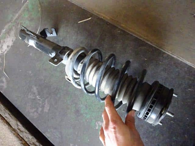 Front Right Strut MAZDA Demio 2003 UA-DY3W D35034700C — photo 2