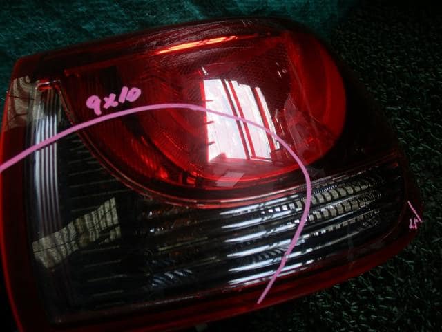 Right Tail Light MAZDA Demio 2016 LDA-DJ5FS D09L51150C — photo 2