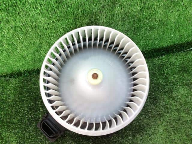 Blower Motor HONDA Fit 2013 DAA-GP5 — photo 3