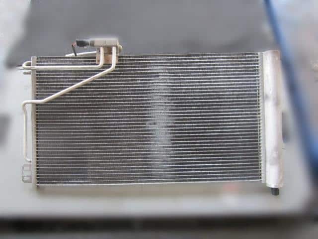 Condenser MERCEDES-BENZ Benz c class 2002 GH-203046 — photo 2