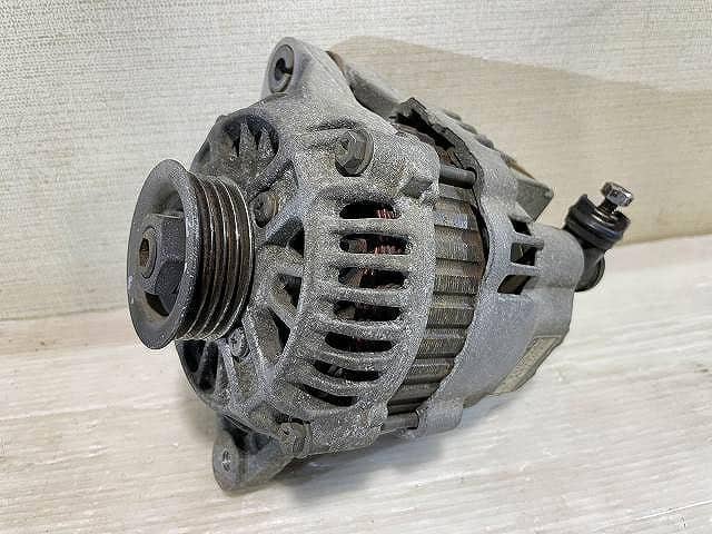 Alternator SUBARU Sambar 1992 V-KV3 23700KA610 — photo 1