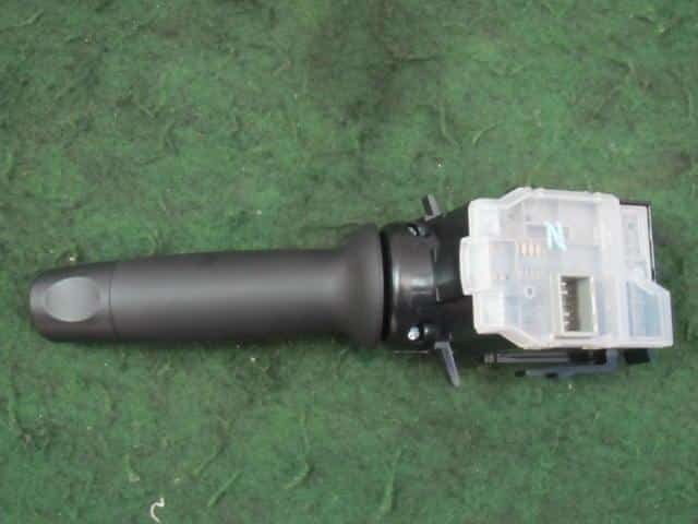 Switch HONDA N BOX 2019 DBA-JF3 — photo 4