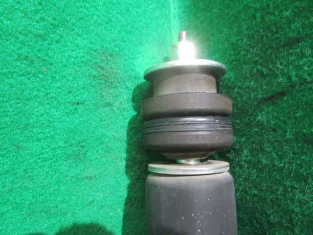 Rear Left Shock Absorber SUZUKI Lapin 2015 DBA-HE33S 4181080PA1 — photo 2