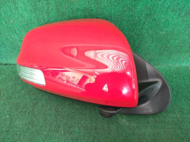 Right Side Mirror TOYOTA Sienta 2006 DBA-NCP81G — photo 1