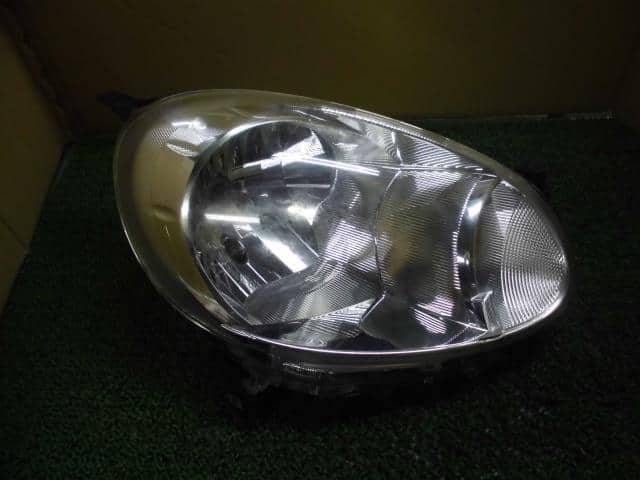 Right Headlight NISSAN March 2008 DBA-K13 — photo 1