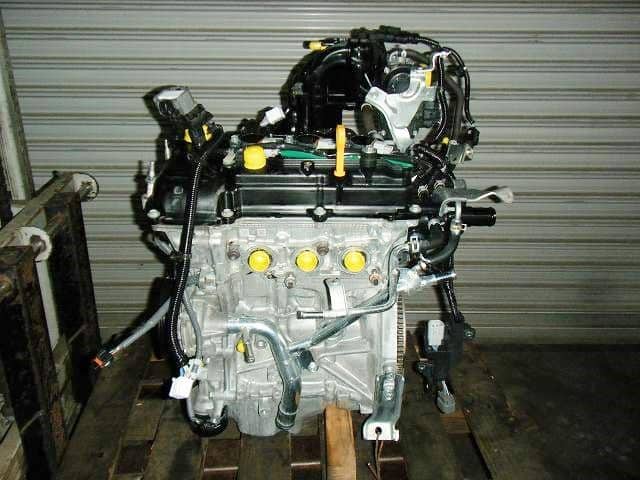 R06A-DET Engine SUZUKI Spacia 2014 DBA-MK32S 1110050M61 — photo 1