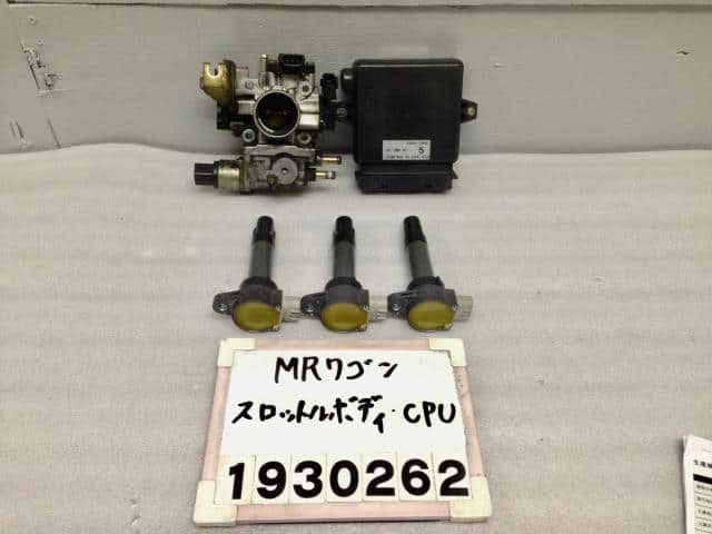 Throttle Body SUZUKI MR Wagon 2002 MF21S 1340073H50 — photo 1