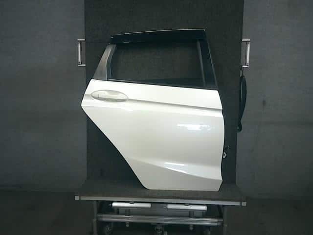 Rear Right Door Assembly HONDA Fit 2014 DAA-GP6 67510T5AJ00ZZ — photo 1