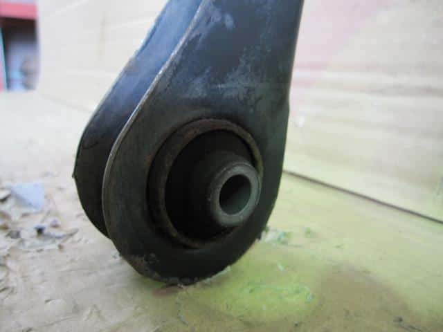 Front Right Upper Control Arm TOYOTA Crown 2008 DBA-GRS200 — photo 4