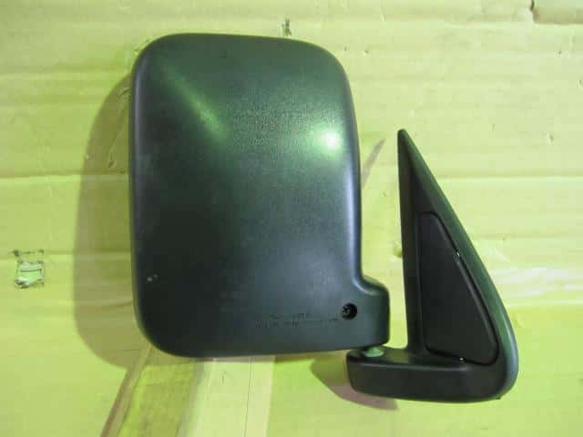 Right Side Mirror DAIHATSU Hijet 1991 V-S82P — photo 2