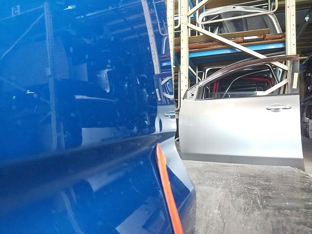 Front Left Door Assembly TOYOTA Ractis 2009 DBA-SCP100 — photo 3