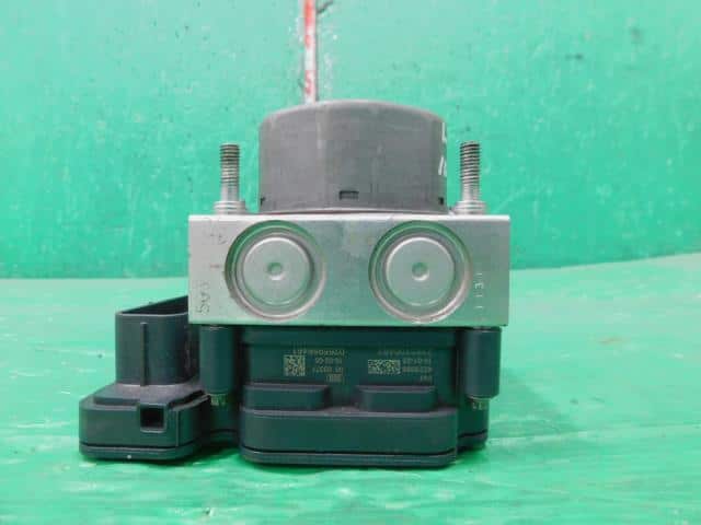 ABS Actuator DAIHATSU Move 2015 DBA-LA150S — photo 2