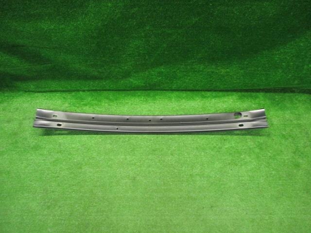 Front Bumper Reinforcement TOYOTA Sienta 2006 DBA-NCP81G — photo 2