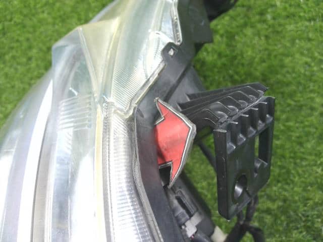 Left Headlight NISSAN Elgrand 2010 DBA-PNE52 — photo 3