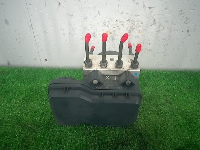 ABS Actuator TOYOTA Premio 2010 DBA-ZRT265 — photo 2
