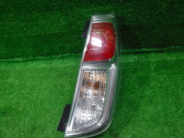 Right Tail Light NISSAN Dayz roox 2017 DBA-B21A — photo 1
