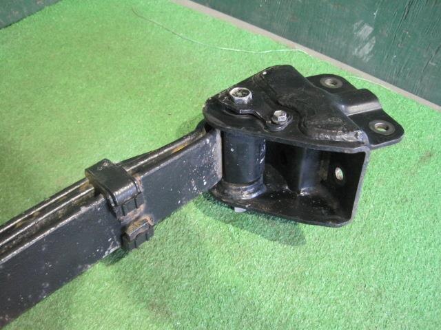 Front Right Leaf Spring Assembly TOYOTA Toyoace 2011 SJG-XKU710 — photo 3