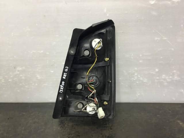 Left Tail Light SUBARU Pleo 2001 TA-RA1 — photo 2