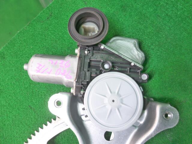 Front Left Door Regulator TOYOTA vellfire 2010 DBA-ANH20 — photo 3