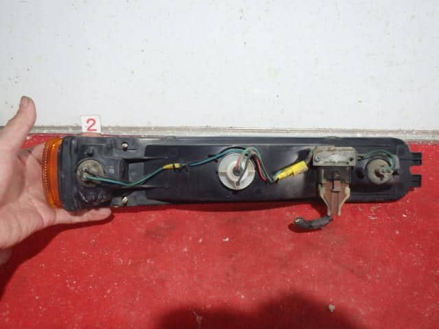 Right Tail Light HONDA Vamos Hobio 2007 ABA-HM4 — photo 2