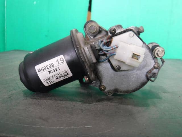 Front Wiper Motor MITSUBISHI Minica 1997 E-H31A — photo 1
