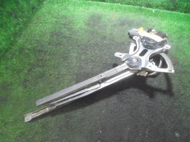 Front Right Door Regulator TOYOTA Progres 2000 GF-JCG10 — photo 1