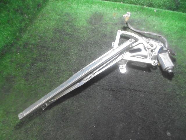 Front Right Door Regulator TOYOTA Progres 2000 GF-JCG10 — photo 2