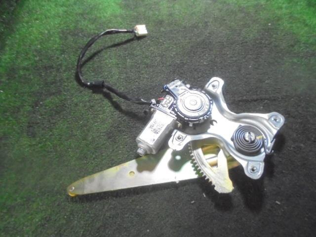 Rear Left Door Regulator TOYOTA Progres 2000 GF-JCG10 — photo 2