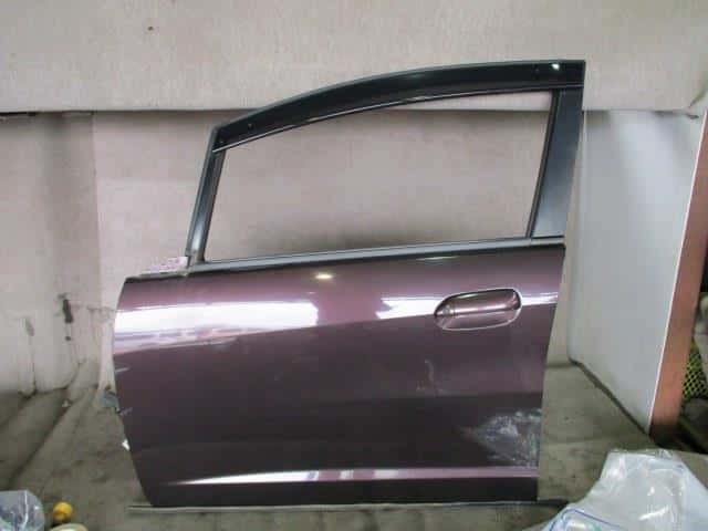 Front Left Door Assembly HONDA Fit 2011 DAA-GP1 — photo 1