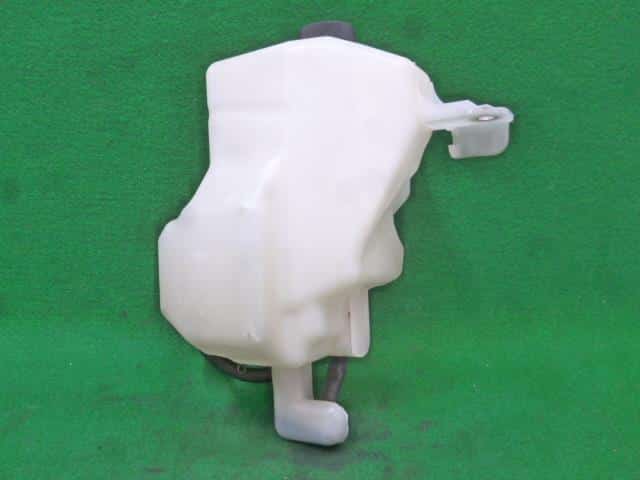 Coolant Tank NISSAN Serena 2013 DAA-HC26 — photo 1