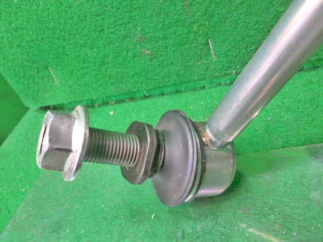 Front Left Strut NISSAN Serena 2013 DAA-HC26 — photo 4