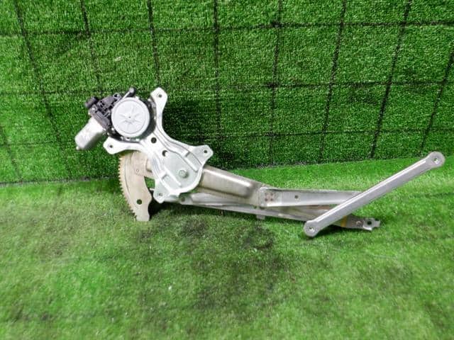 Rear Left Door Regulator DAIHATSU Move 2007 CBA-L175S — photo 1