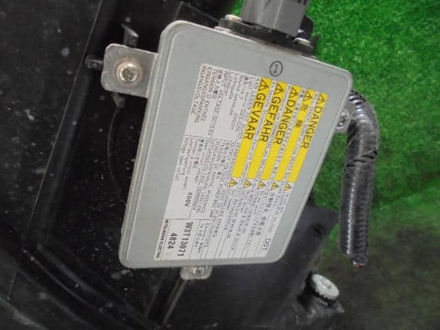 Left Headlight HONDA Odyssey 2004 DBA-RB1 — photo 3