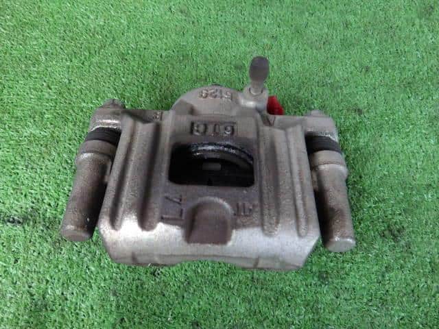 Front Left Caliper NISSAN Dayz 2016 DBA-B21 — photo 1