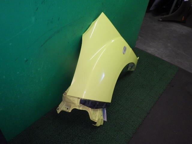 Left Fender Panel TOYOTA Will Cypha 2002 UA-NCP70 — photo 3