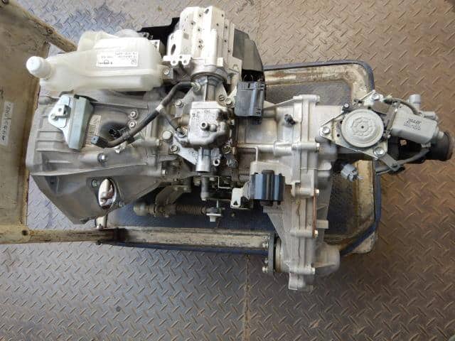 Automatic Transmission SUZUKI Every 2019 HBD-DA17V 68HL — photo 1