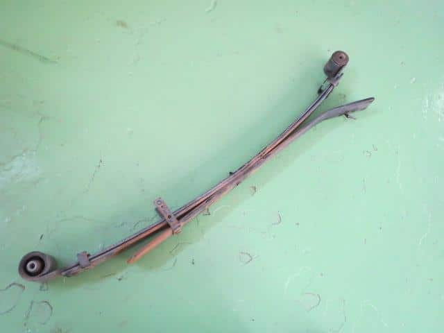 Rear Right Leaf Spring Assembly SUZUKI Carry 2016 EBD-DA16T 4131082M30 — photo 3