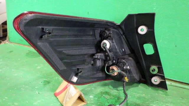 Right Tail Light SUBARU Exiga 2009 CBA-YA5 — photo 2