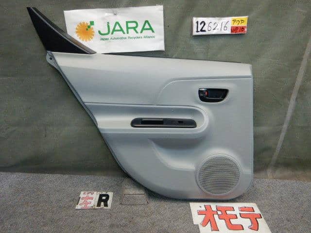 Rear Left Door Trim TOYOTA Aqua 2012 DAA-NHP10 — photo 1