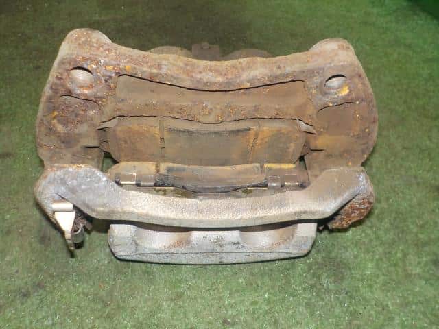 Front Left Caliper NISSAN Fuga 2009 DBA-KNY51 — photo 3