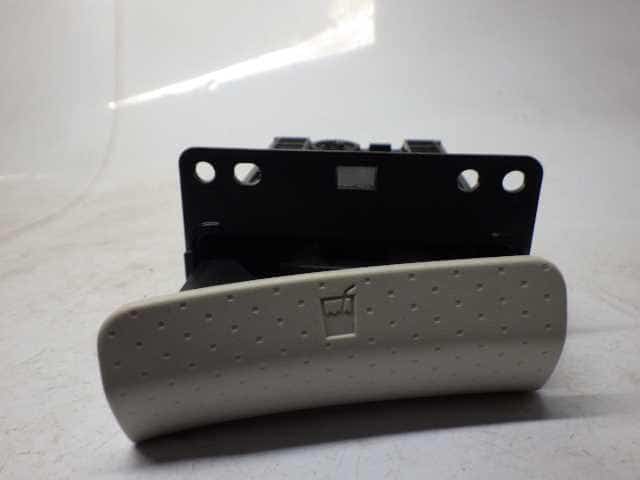 Interior Parts NISSAN Moco 2012 DBA-MG33 — photo 1