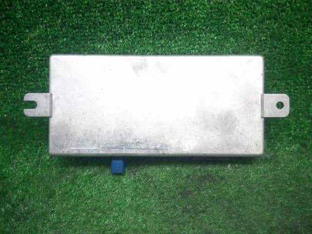 Control Unit BMW 5 Series 2013 DBA-XG20 — photo 2